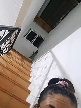 Snapshot of Mia_Ruiz chatting on October 2025 01:59:02 AM Mia Ruiz online show from October 2025 01:59:02 AM