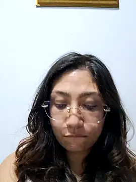 Snapshot of Mia_Ruiz chatting on October 2025 02:12:01 AM Mia Ruiz online show from October 2025 02:12:01 AM