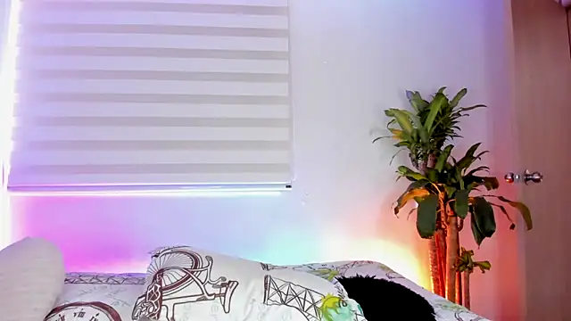 Snapshot of aldrinwhite chatting on September 2025 06:11:02 PM aldrinwhite online show from September 2025 06:11:02 PM