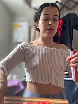 saribelcute online show from October 2025 03:13:01 PM