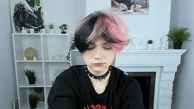 Snapshot of Justin_Care chatting on October 2025 12:26:02 PM Justin Care online show from October 2025 12:26:02 PM