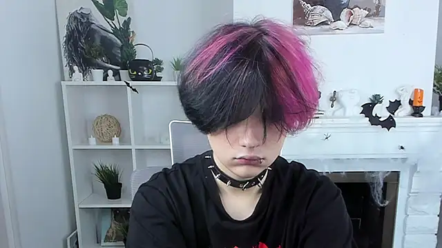 Snapshot of Justin_Care chatting on October 2025 12:22:02 PM Justin Care online show from October 2025 12:22:02 PM