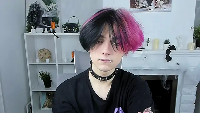 Snapshot of Justin_Care chatting on October 2025 01:03:02 PM Justin Care online show from October 2025 01:03:02 PM