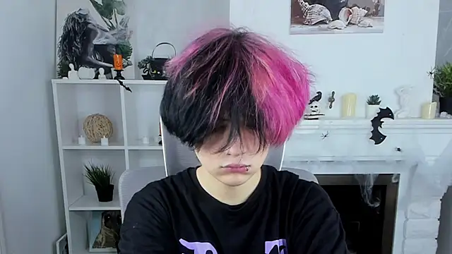 Snapshot of Justin_Care chatting on October 2025 12:29:01 PM Justin Care online show from October 2025 12:29:01 PM