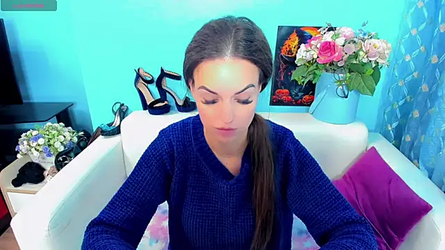 LindaaLu online show from October 2025 03:15:02 AM