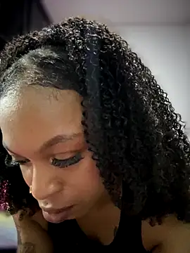 Melany Williams online show from October 2025 01:47:01 AM