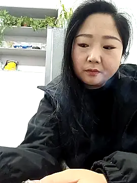 AHL756 online show from February 2025 08:00:02 AM