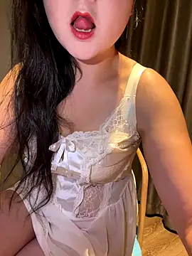 AHL756 online show from October 2025 12:13:02 PM