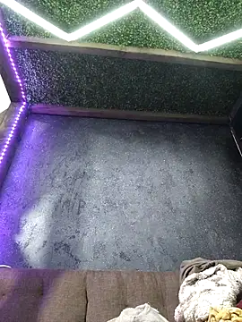 Snapshot of pleasure_of_life chatting on October 2025 04:52:02 PM pleasure of life online show from October 2025 04:52:02 PM