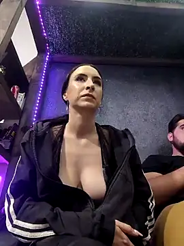 Snapshot of pleasure_of_life chatting on October 2025 10:01:01 PM pleasure of life online show from October 2025 10:01:01 PM