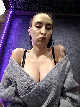 Snapshot of pleasure_of_life chatting on December 2025 05:32:01 PM pleasure of life online show from December 2025 05:32:01 PM