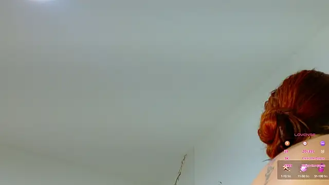 Snapshot of Gaby_Vegaa chatting on September 2025 04:25:01 AM Gaby Vegaa online show from September 2025 04:25:01 AM