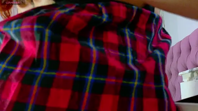 Snapshot of Gaby_Vegaa chatting on November 2025 05:42:02 AM Gaby Vegaa online show from November 2025 05:42:02 AM