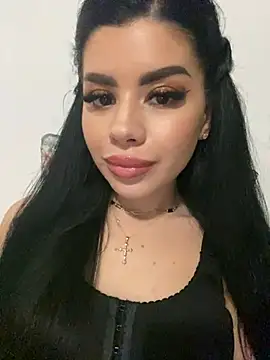 Snapshot of Ameliablack_1 chatting on February 2025 03:41:02 PM Ameliablack 1 online show from February 2025 03:41:02 PM