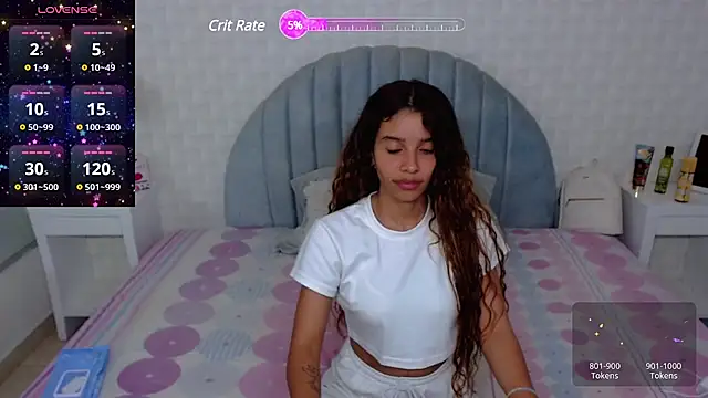 Snapshot of charlotte_0309 chatting on December 2024 08:05:01 PM charlotte 0309 online show from December 2024 08:05:01 PM