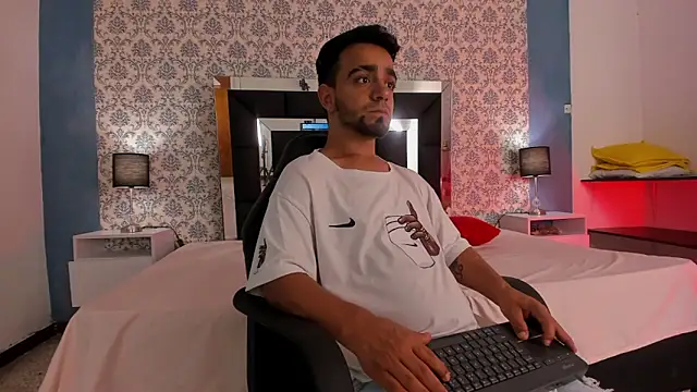Little Alann online show from March 2025 08:29:02 PM