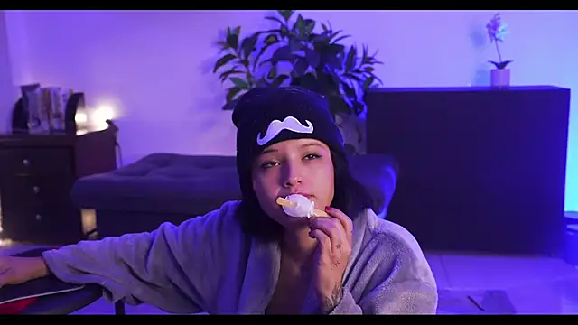 LorenRosse online show from January 2025 05:51:02 AM