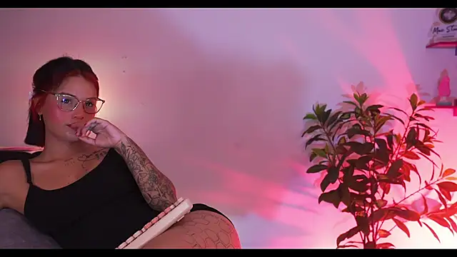 LorenRosse online show from January 2025 11:24:02 PM