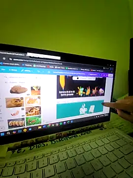 LorenRosse online show from February 2025 11:45:01 PM