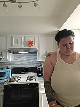 Snapshot of DevilDahm chatting on October 2025 11:45:02 PM DevilDahm online show from October 2025 11:45:02 PM