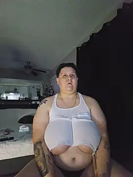 Snapshot of DevilDahm chatting on November 2025 07:39:01 AM DevilDahm online show from November 2025 07:39:01 AM