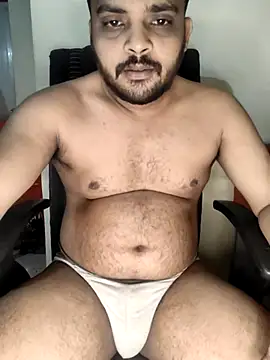 Snapshot of Mr_Handsome_hunk chatting on October 2025 07:25:02 PM Mr Handsome hunk online show from October 2025 07:25:02 PM