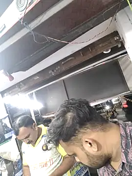 Snapshot of Mr_Handsome_hunk chatting on November 2025 01:33:02 PM Mr Handsome hunk online show from November 2025 01:33:02 PM