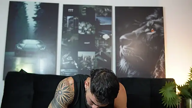 Austin bolt online show from October 2025 02:42:01 AM