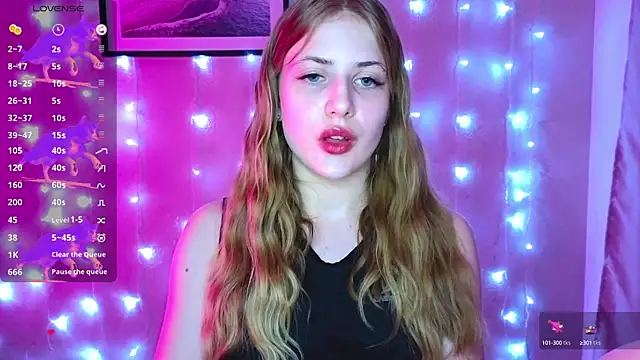 Snapshot of PureAlisMiracle chatting on February 2025 08:33:01 PM PureAlisMiracle online show from February 2025 08:33:01 PM