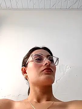 Ary-18 online show from November 2025 01:54:02 PM