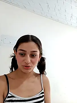 Ary-18 online show from November 2025 02:50:01 PM