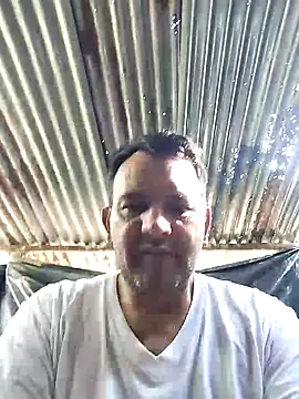 Snapshot of RogueTraveler chatting on February 2025 02:12:01 PM RogueTraveler online show from February 2025 02:12:01 PM