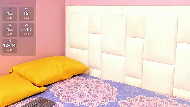 ZaritaLenon online show from October 2025 08:40:02 PM