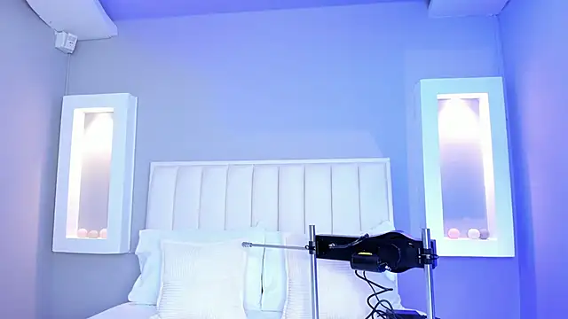 HannaPaola online show from October 2025 10:31:01 PM