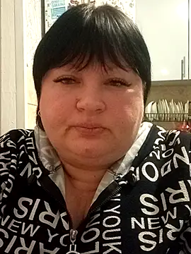 Snapshot of Marina376 chatting on February 2025 09:05:02 PM Marina376 online show from February 2025 09:05:02 PM