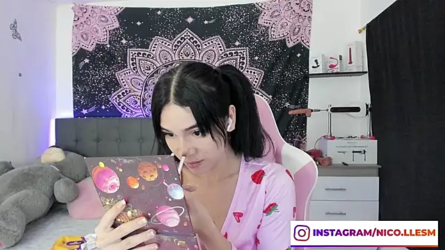 jade dakota   online show from January 2025 10:44:01 PM
