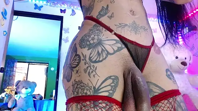 Snapshot of goddess_BigassCock chatting on September 2025 06:35:02 PM goddess BigassCock online show from September 2025 06:35:02 PM