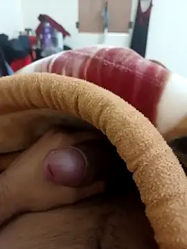 Snapshot of Pussy__1lover69 chatting on January 2025 05:33:01 AM Pussy 1lover69 online show from January 2025 05:33:01 AM