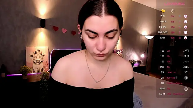 hannacheekss  online show from September 2025 02:00:01 AM