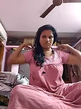 Snapshot of Lilly-queen chatting on January 2025 06:48:01 PM Lilly-queen online show from January 2025 06:48:01 PM