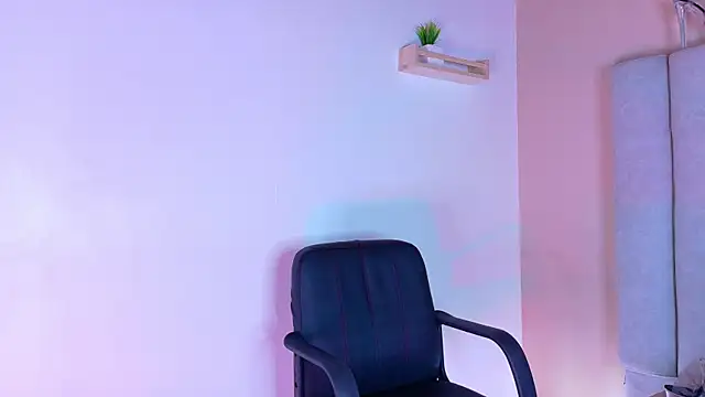 Snapshot of ChanelAdamss_ chatting on October 2025 03:03:02 AM ChanelAdamss online show from October 2025 03:03:02 AM