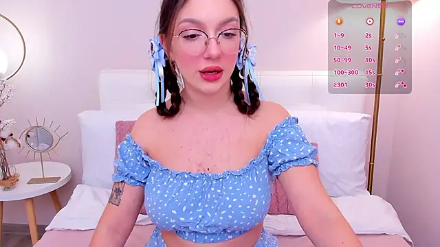 GiaCale online show from March 2025 11:40:01 AM