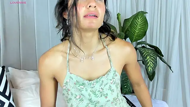 Mindy sweety online show from December 2024 08:05:02 PM