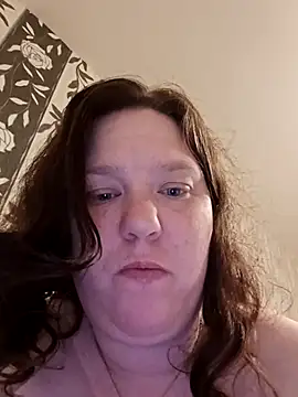 Snapshot of CurvyMilf1992 chatting on October 2025 11:59:02 PM CurvyMilf1992 online show from October 2025 11:59:02 PM