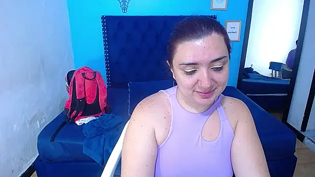 kinky redhead18 online show from October 2025 01:43:02 PM