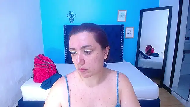 kinky redhead18 online show from October 2025 01:34:01 PM