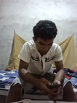 Snapshot of Reynold2608 chatting on January 2025 08:52:02 PM Reynold2608 online show from January 2025 08:52:02 PM