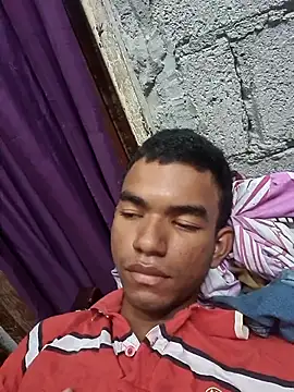 Snapshot of Reynold2608 chatting on November 2025 03:45:01 PM Reynold2608 online show from November 2025 03:45:01 PM