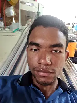 Snapshot of Reynold2608 chatting on November 2025 08:00:01 PM Reynold2608 online show from November 2025 08:00:01 PM