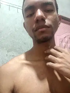 Snapshot of Reynold2608 chatting on December 2025 06:08:02 AM Reynold2608 online show from December 2025 06:08:02 AM